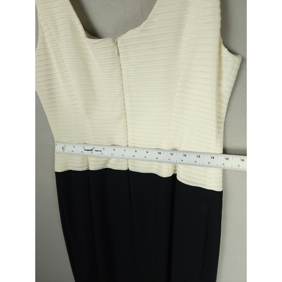 Patra Petite Full Length Two-Toned Beige/Black Sheath Dress 8P - Picture 5 of 9
